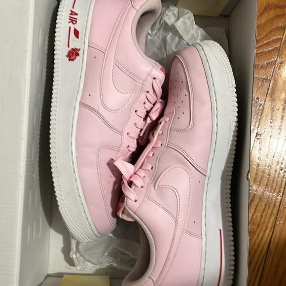 Pink rose Nike Air Force one’s limited size 11.5 - Picture 2 of 3